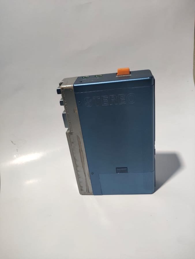 Sony Walkman TPS-L2 — Walkman Pertama (1979)