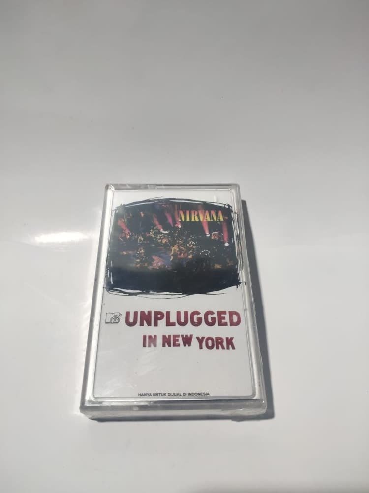 Kaset Nirvana — MTV Unplugged in New York (NOS, Sealed, Rilisan Indonesia)
