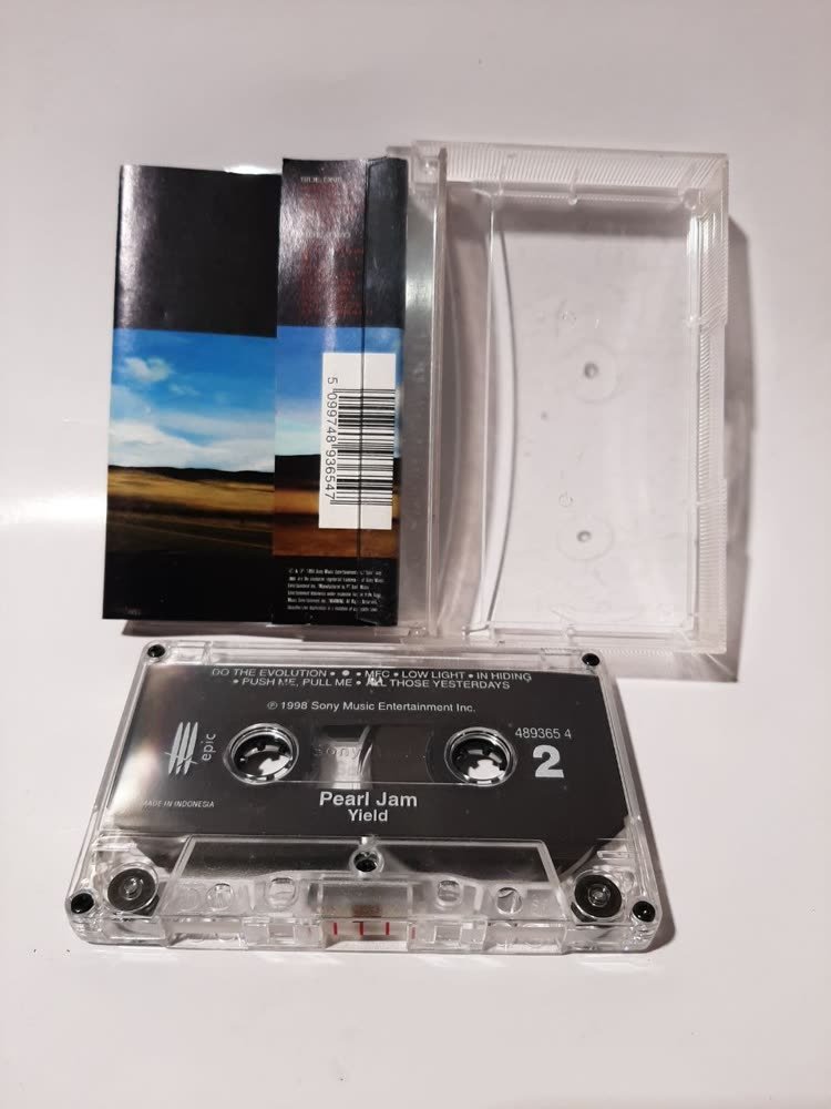 Kaset Pearl Jam — Yield (1998)