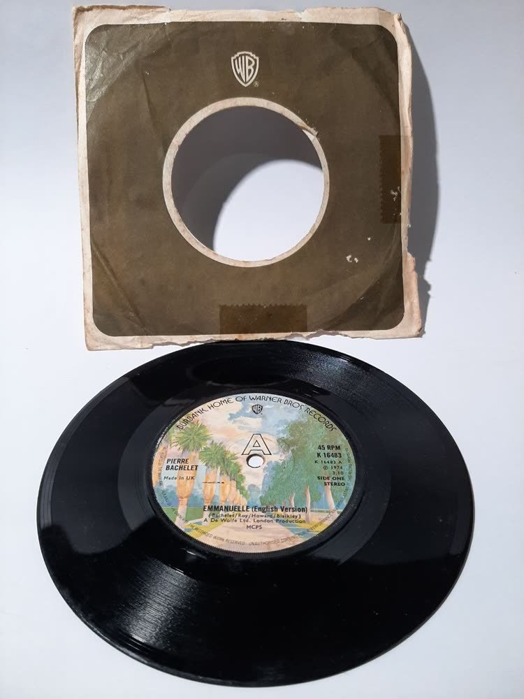 Piringan Hitam Pierre Bachelet — Emmanuelle (Theme Song, Warner Bros. Records, 1974)