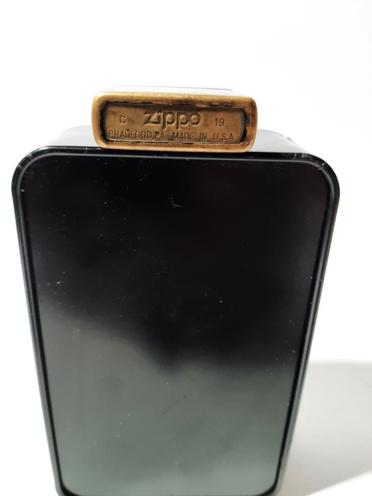 Zippo Lighter Brass Klasik — Vintage