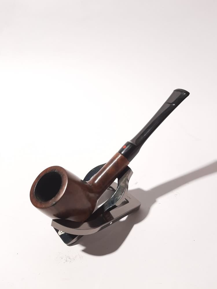 Pipa Cangklong Dr. Plum — Red Dot